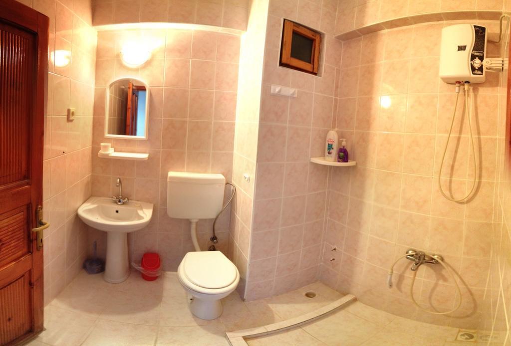 Keramos Pansiyon Finike Rom bilde